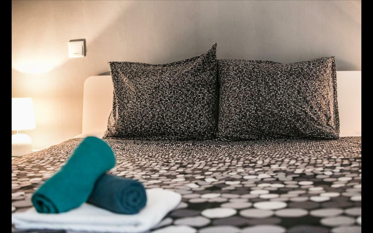 Cismigiu Garden Studio Leilighet Bucureşti Eksteriør bilde