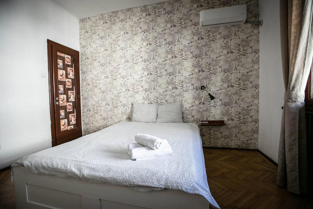 Cismigiu Garden Studio Leilighet Bucureşti Eksteriør bilde