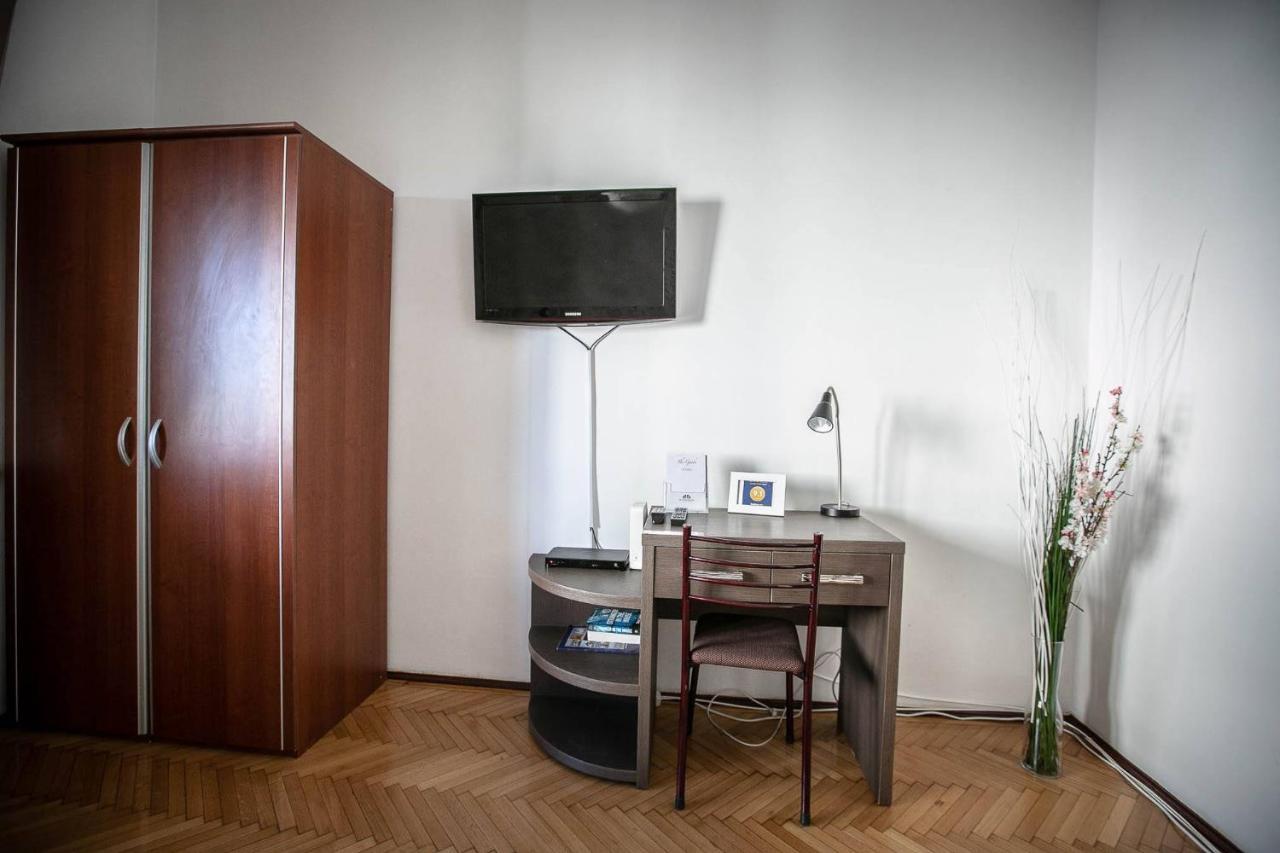 Cismigiu Garden Studio Leilighet Bucureşti Eksteriør bilde